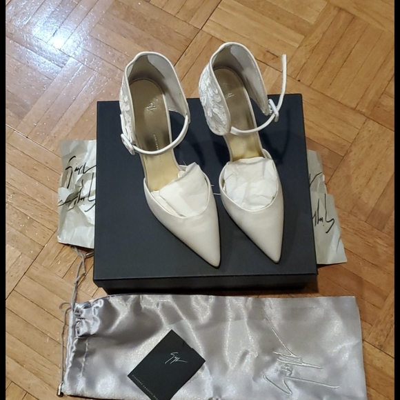 Giuseppe zanotti shoes👠 - Picture 2 of 5